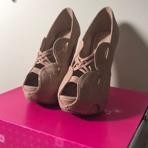 Shoedazzle Amarissa Women’s High-heels